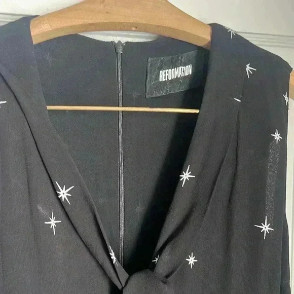 Reformation Black Star Print Dress - Picture 2 of 8